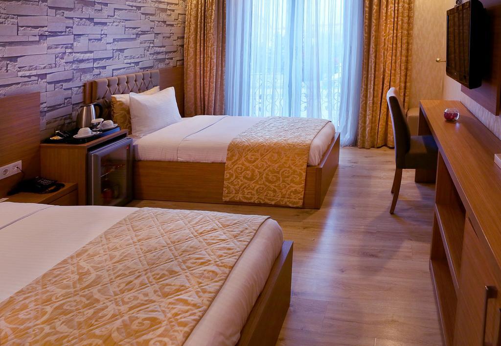 Imperial Park Hotel İzmit Exteriör bild