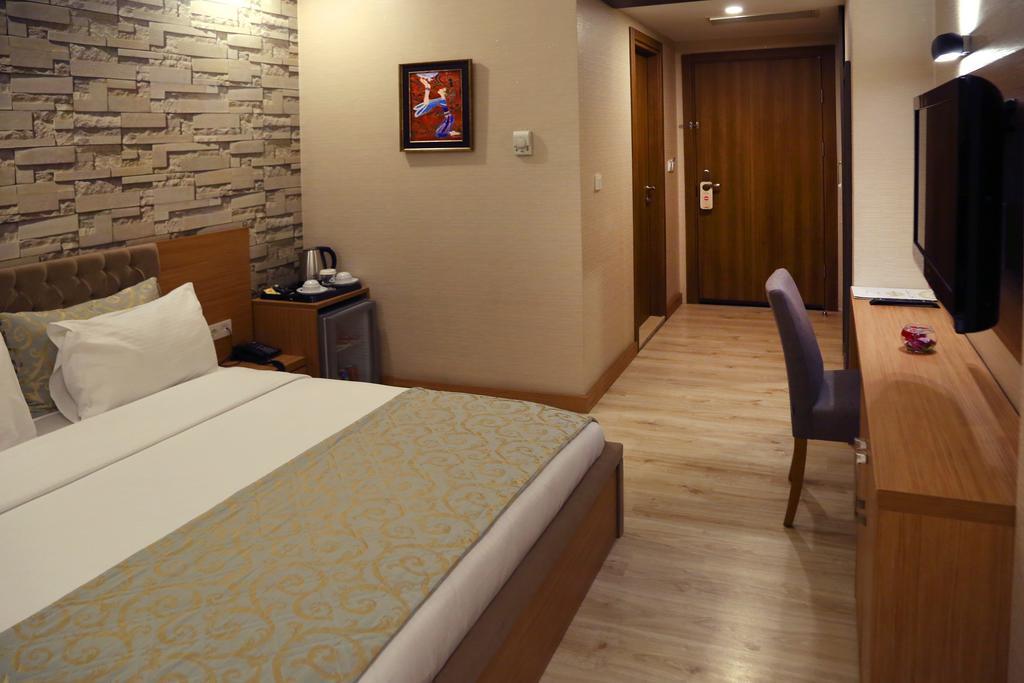 Imperial Park Hotel İzmit Exteriör bild