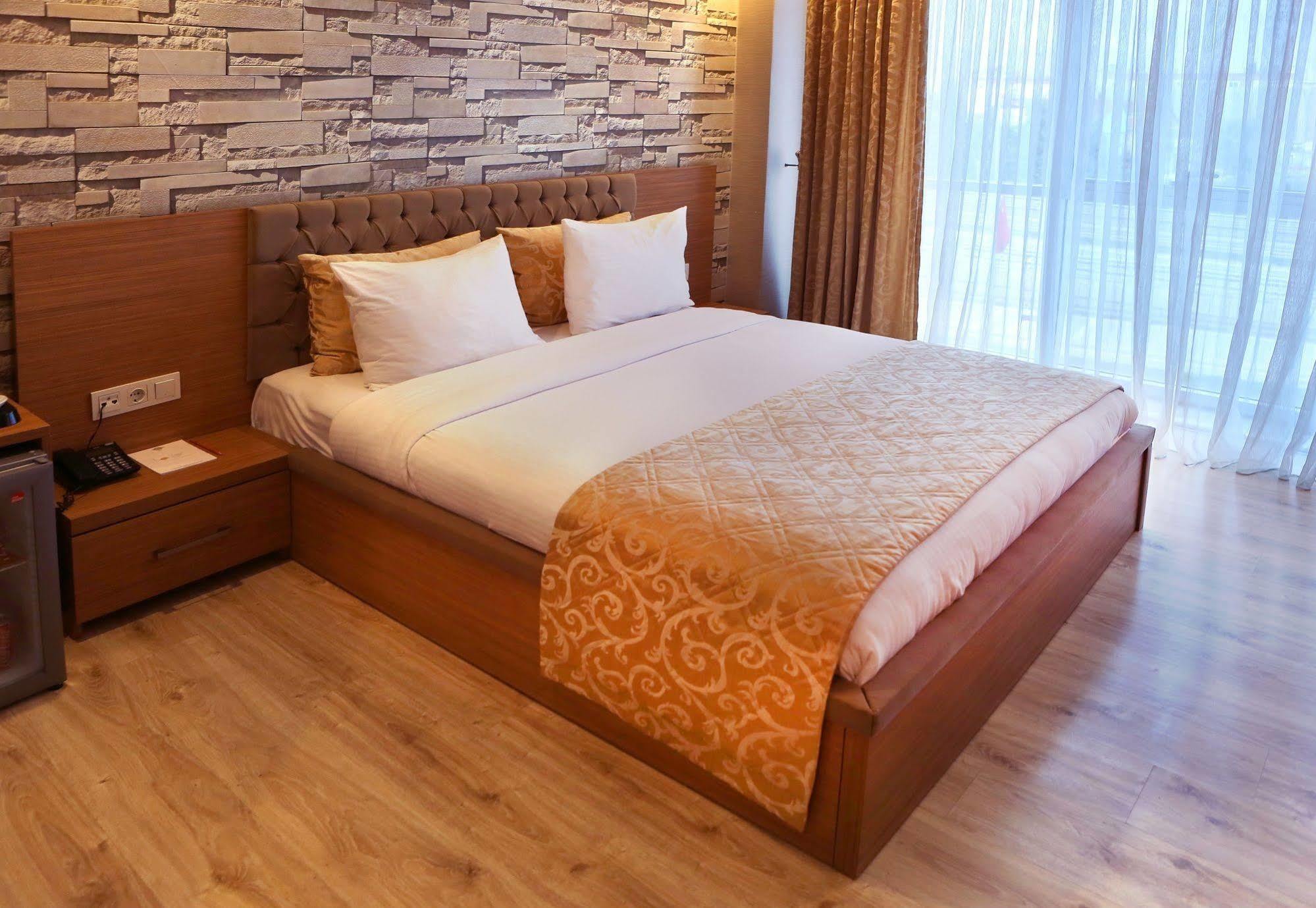 Imperial Park Hotel İzmit Exteriör bild